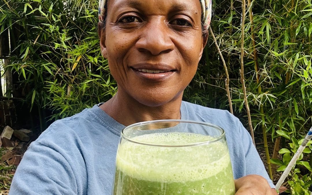 🌿 Energize Your Day with This Tasty Green Smoothie! 🌿
